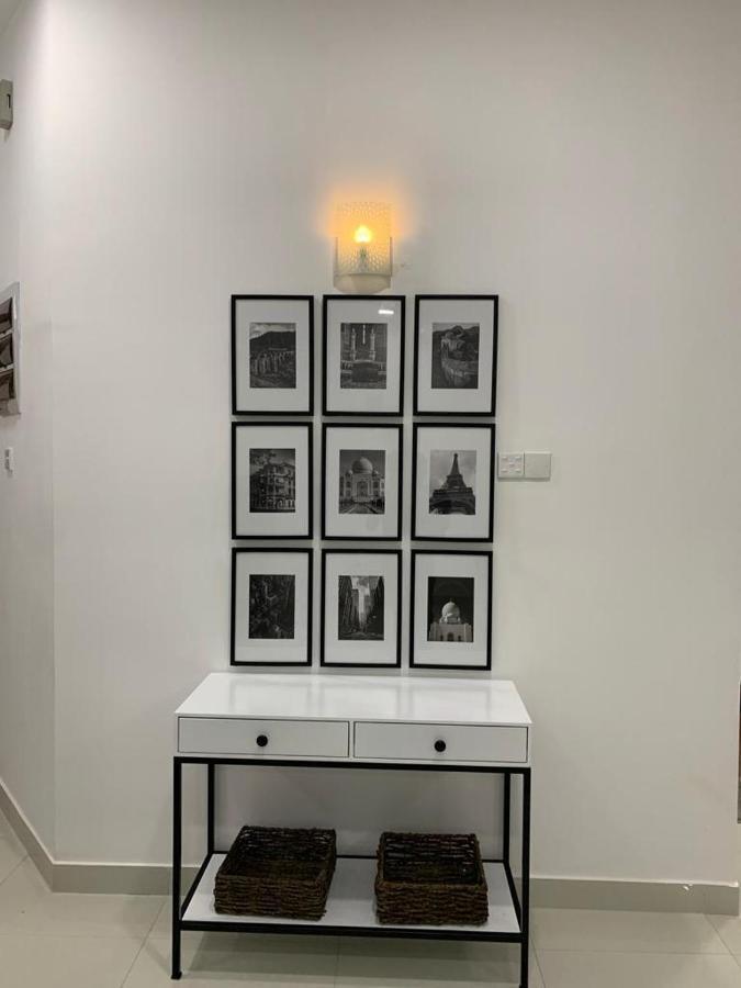 Trend Marine Apartment, Colombo
